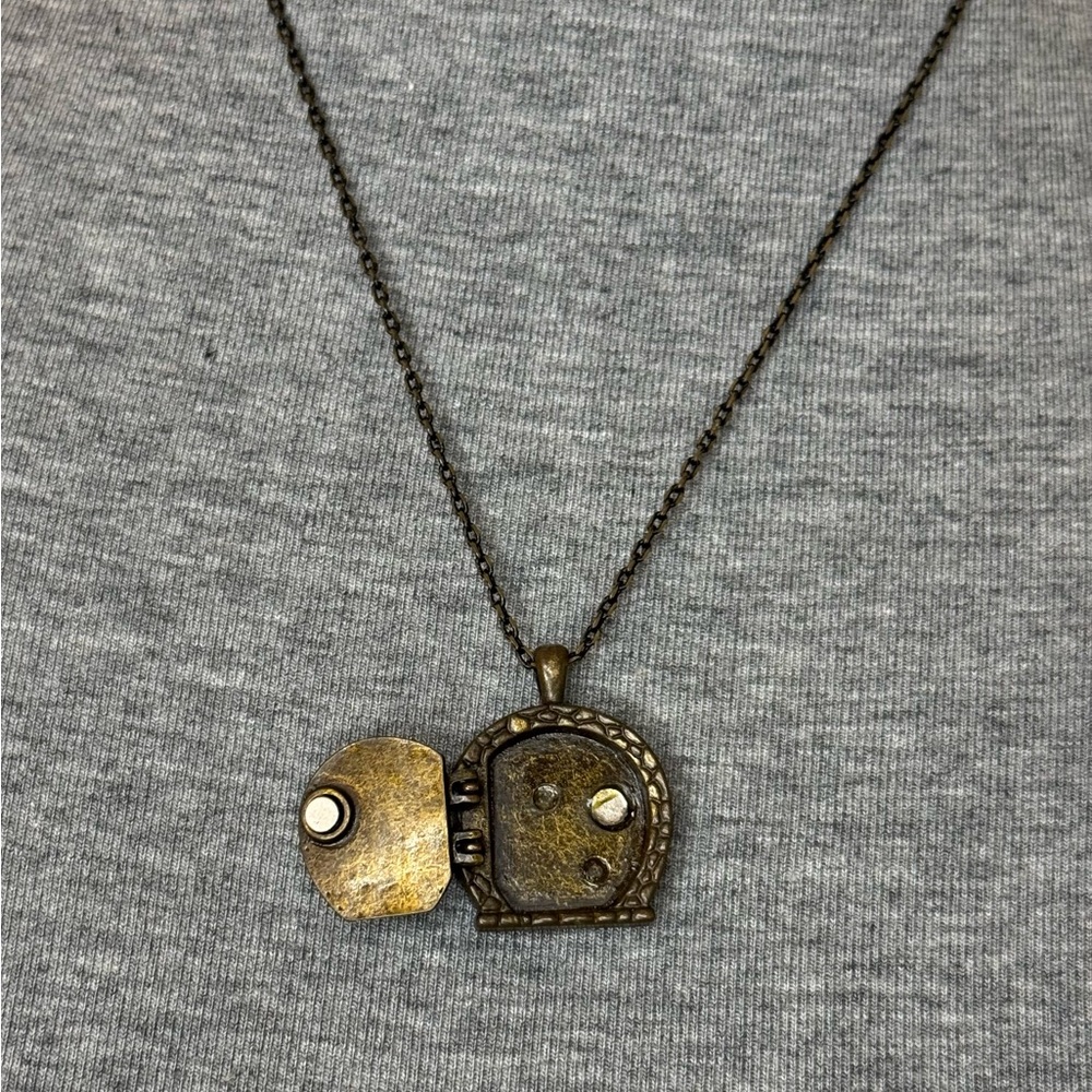 Hobbit Door Locket - Picture 3 of 6
